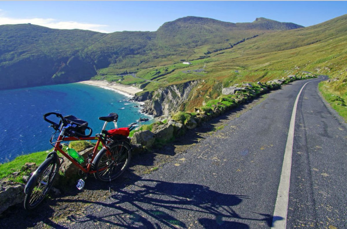 Unwind on a coastal break on the island of Ireland
➡️bit.ly/3XQX4Z9

#RoadTrip #DestinationIreland