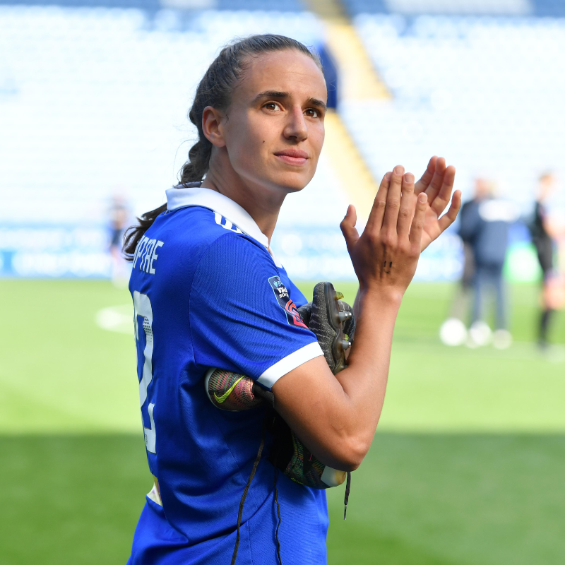 LCFC_Women's tweet photo. We can confirm that Ashleigh Plumptre has left the Club following the expiration of her contract.

Thank you and good luck 🙏