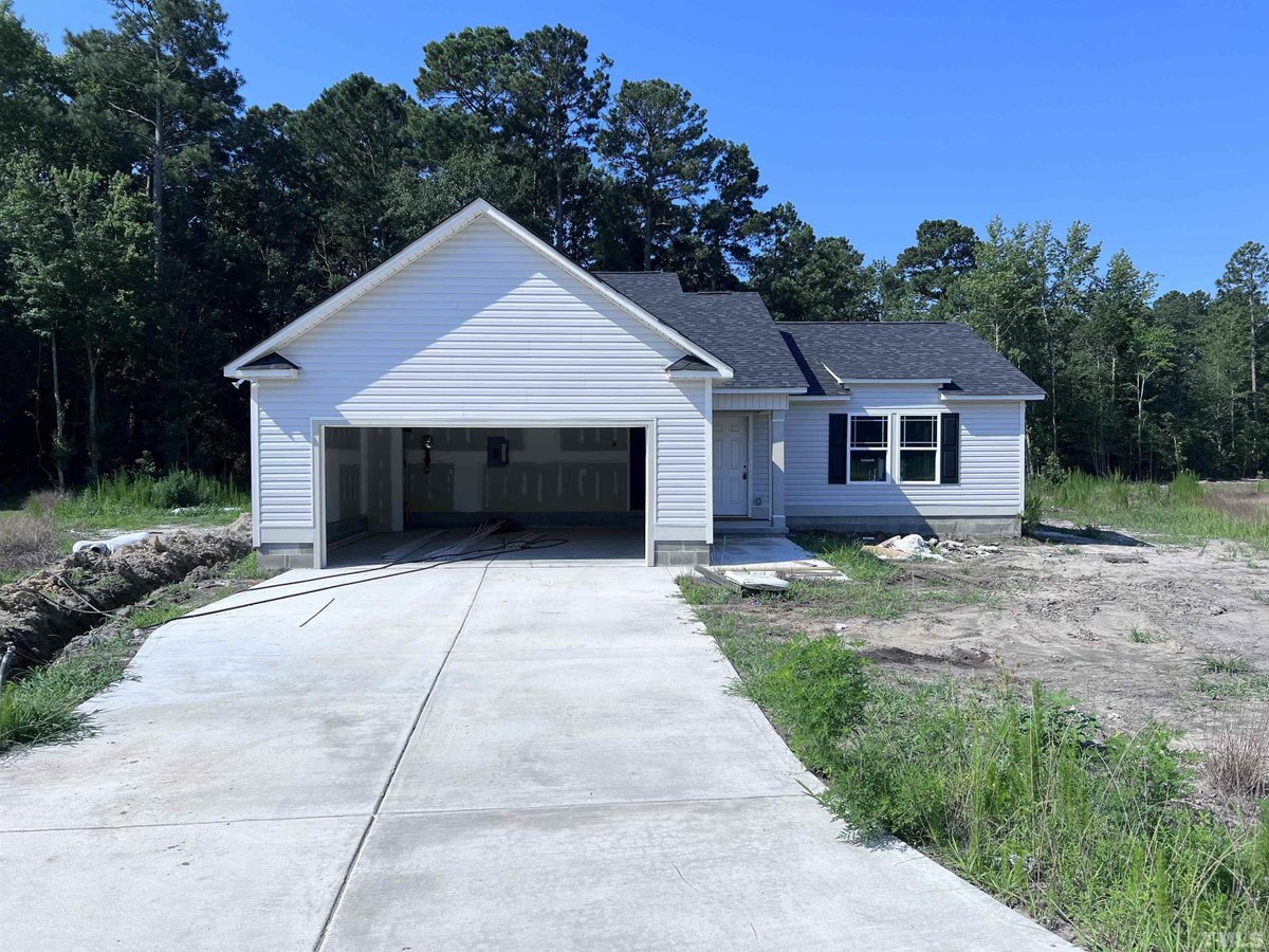 Southland4042's tweet image. Just listed by Tony Lee in #Kenly #NC. 110 Hampshire Place! Please retweet!  tour.corelistingmachine.com/home/SRAQNS