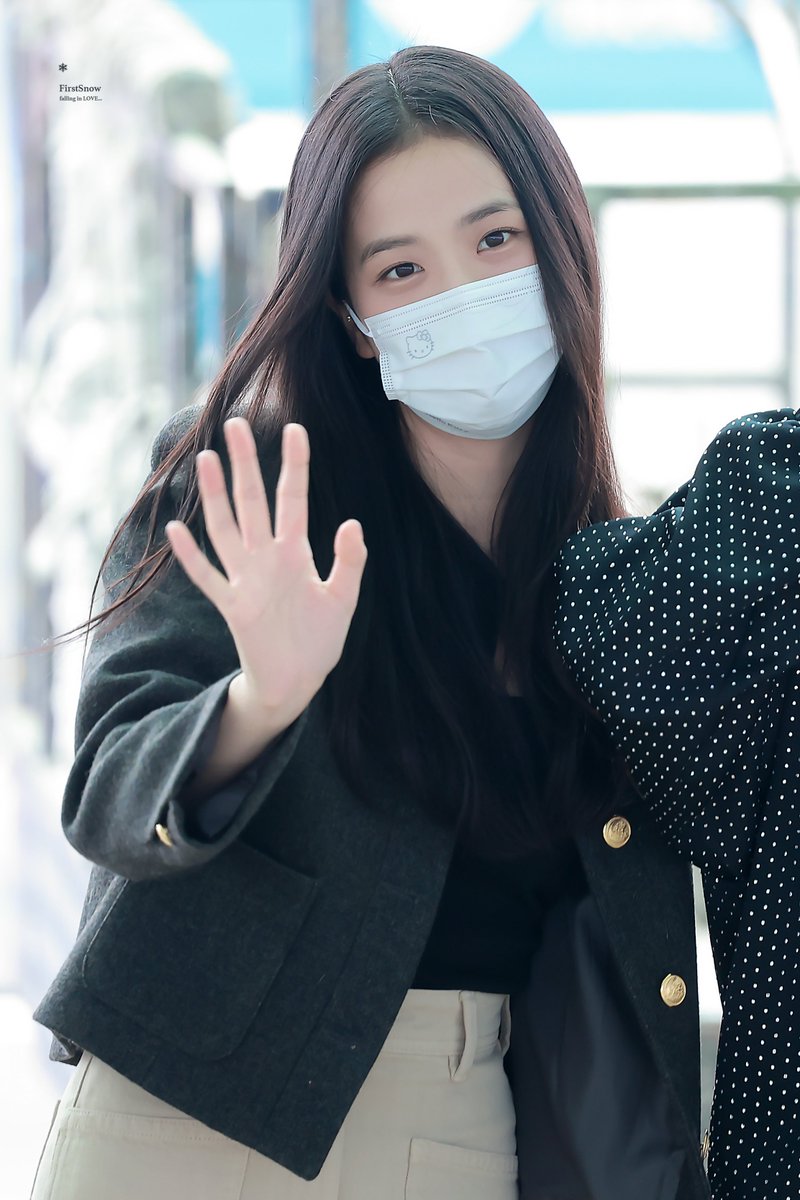 ғιrѕтѕnow❄️ tweet media