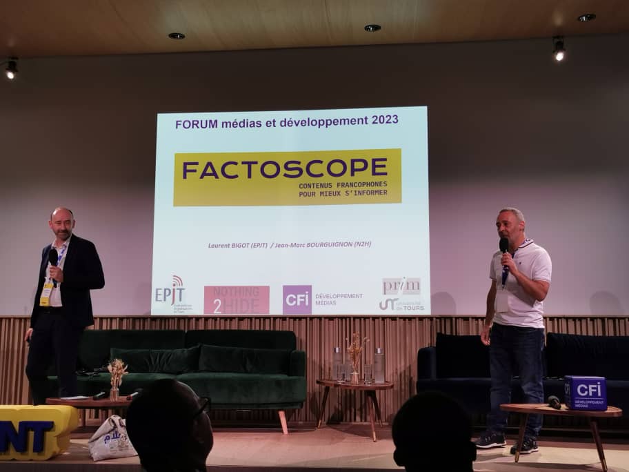 ResTheophraste's tweet photo. Laurent BIGOT, Directeur de EPJT Tours et Jean Marc BOURGUIGNON ont présenté le projet #FACTOSCOPE à l'occasion du Forum de @CFImedias. FACTOSCOPE propose des articles de fact-checking inédits, réalisés par les journalistes-étudiants de @EPJTours et d'autres partenaires. https://t.co/Sj6bbdFQYS