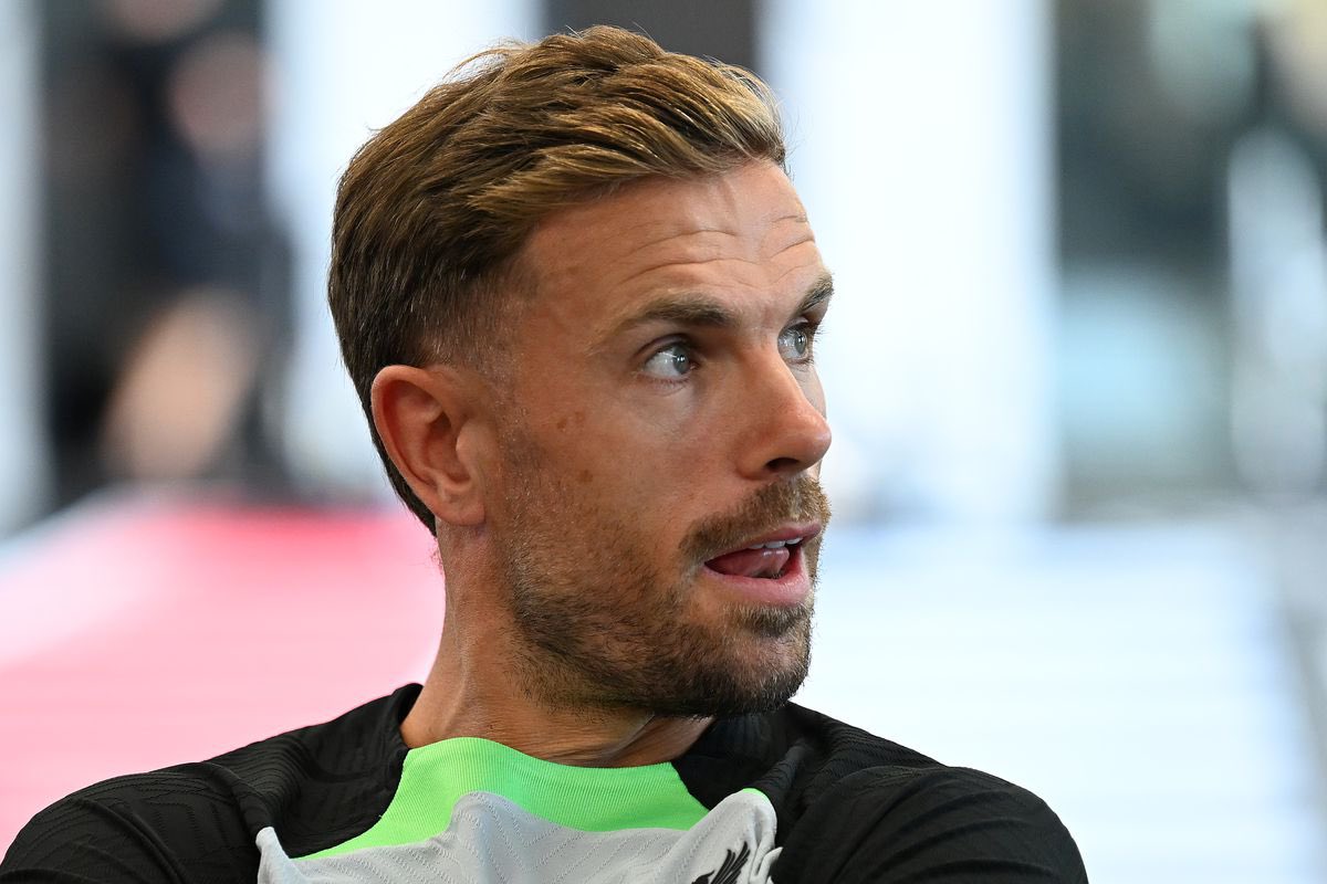 TheAnfieldTalk's tweet photo. (🟢) NEW: 

Jordan Henderson has accepted Al Ettifaq proposal. There’s an agreement in principle, still verbal. Contract agreed.

Deal now depends on Liverpool and Al Ettifaq discussing on the fee.

Hendo spoke to Klopp and has the 🟢 light. [@FabrizioRomano] https://t.co/Kd3Nz3XzoM