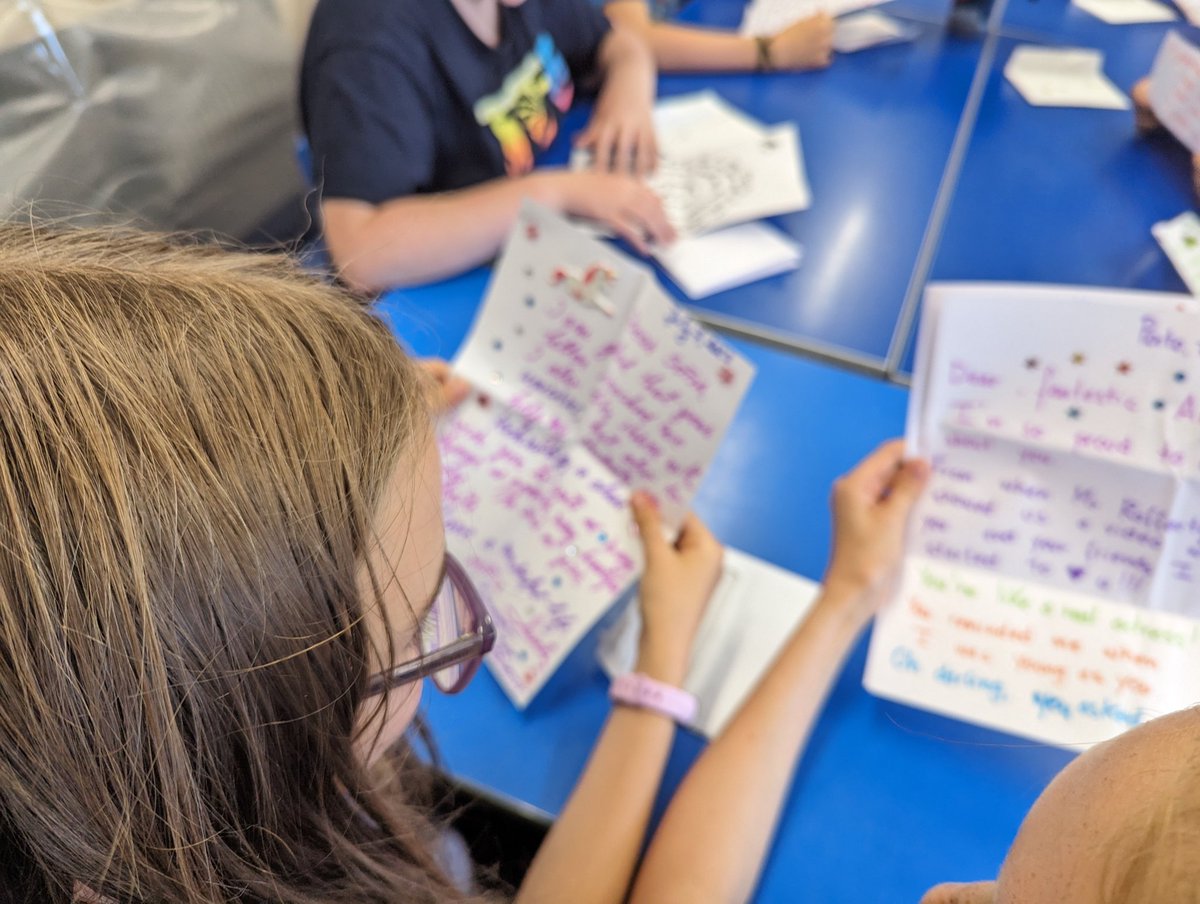 raff31's tweet image. Sparkly Letters. All the way from @CrosthwaiteSch to @euneos_info in Porto and back to @CrosthwaiteSch #globalcitizens #notedtech