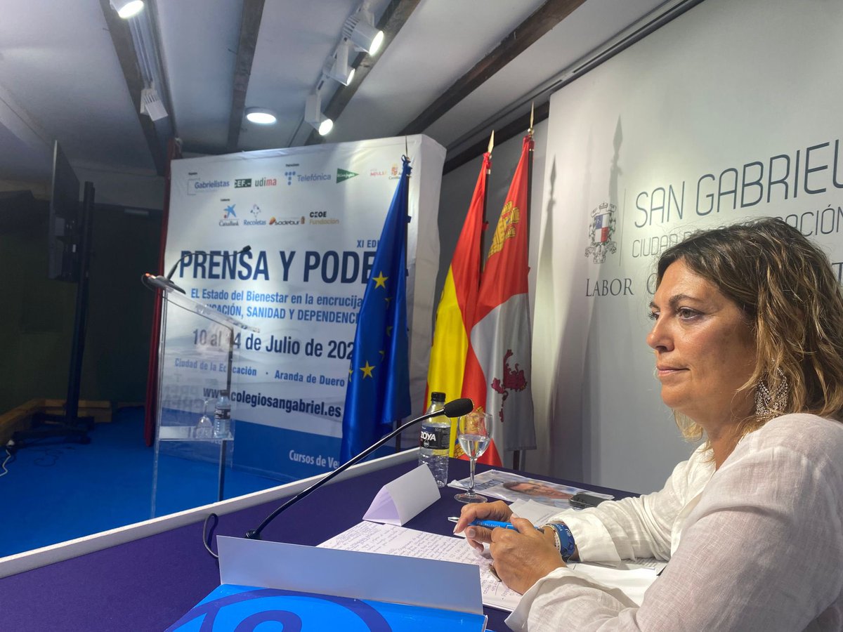 Milamarcos's tweet photo. Explicando las propuestas del @ppopular Popular para el mundo rural en #PrensayPoder
Gracias @graciano_palomo y @CiudadEducacion por abordar de forma seria sus problemas y oportunidades
#23J #EsElMomento del cambio para impulsar el Gobierno que necesita España con @NunezFeijoo https://t.co/z64mZMQhaY