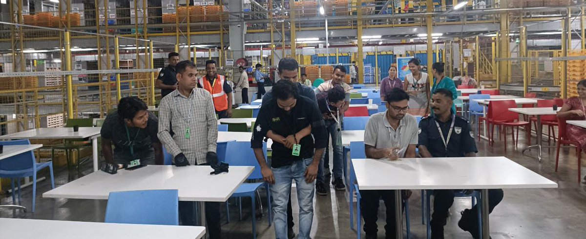 safetycirclechd's tweet photo. Safeguarding Lives: L&amp;T Organization's First Aid Event by Safety Circle - Equipping Employees with Essential Life-saving Skills for a Safer Work Environment.

#FirstAid #EmergencyResponse #SafetyTips #CPR #LifeSavingSkills #Healthcare #BePrepared #StaySafe #FirstAidTraining https://t.co/dEp92XPKke