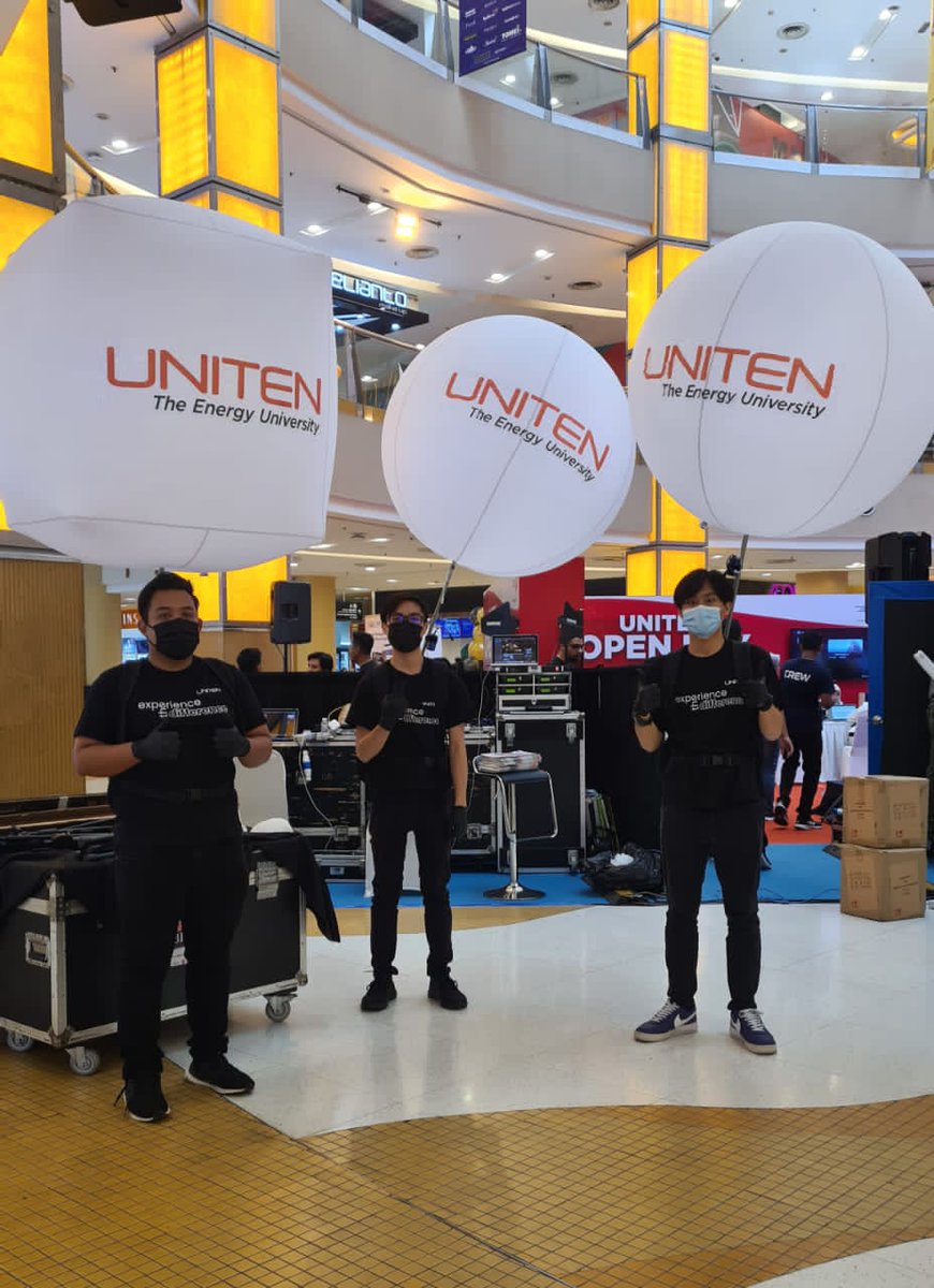 cciuniten's tweet photo. 13 July 2023

Day 1 - 𝗨𝗡𝗜𝗧𝗘𝗡 𝗢𝗣𝗘𝗡 𝗗𝗔𝗬 @ Sunway Pyramid, Bandar Sunway | 10:00 am - 10:00 pm

Happening now! 

Brighten your path to success at #UNITEN. 
Let us empower you in building brighter future.

#JomMasukUNITEN #KitaUNITEN  #diploma #degree https://t.co/SIrXrN3Qwj