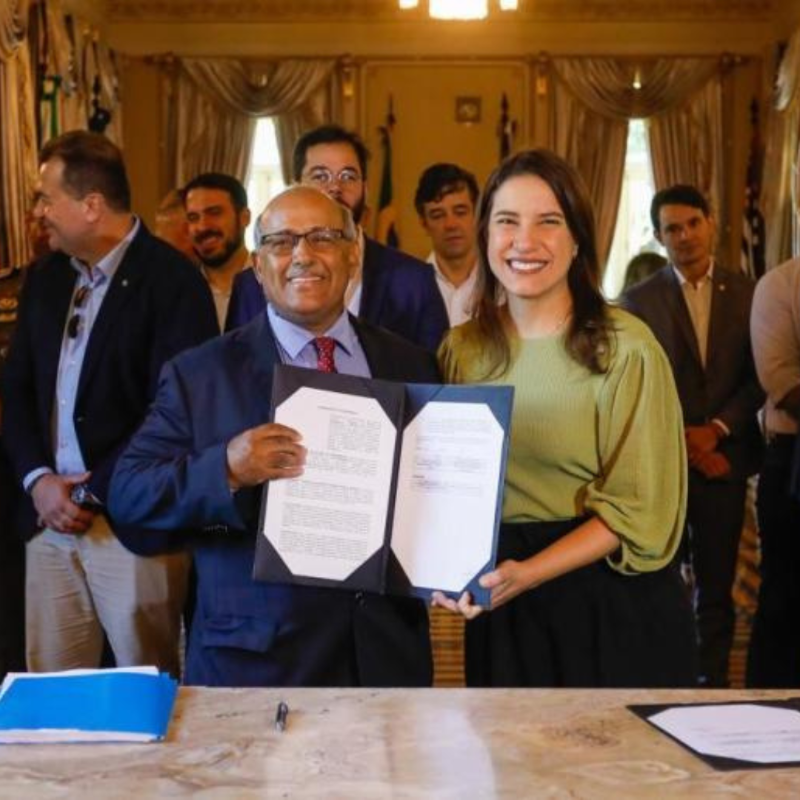 unicefbrasil's tweet photo. O @unicefbrasil se reuniu na terça-feira, dia 11, com o @governope e e com a @amupeoficial para renovar os compromissos com foco nos direitos de crianças e adolescentes e reforçar a colaboração para a implementação do Selo UNICEF.
