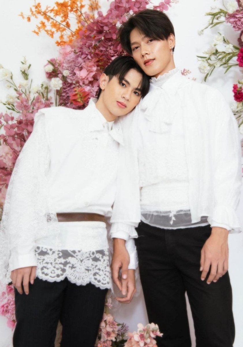 PEEMAI022533's tweet photo. คู่เขามากันเเล้วคร่าา🌱🐻‍❄️🌱
@Gunner_nsk
@ppprnt_
#boyyofgodtheseries
#ลูกรักพระเจ้าเดอะซีรีย์ https://t.co/Caon0M4HYo