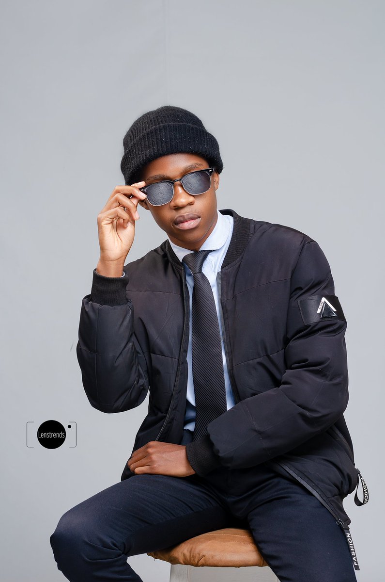 Tune into Insimbi Yekuseni tomorrow morning with <a href="/Bkay04/">#iNgongonono</a> &amp;  guest co-host Mr Dejavu himself @AllenMoyo17 . Stream live on skyzmetroradio.co.zw
#Beyondthesky
#Esabantu