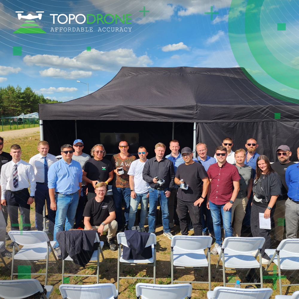 topodrone's tweet photo. 🤝 TOPODRONE company conducted a demonstration of its equipment and technologies. The event was carried out in the open air in the format of a business picnic. 

🔥 The participants of the event highly evaluated the quality of data and advantages of TOPODRONE equipment. https://t.co/YrMb3CSXGk