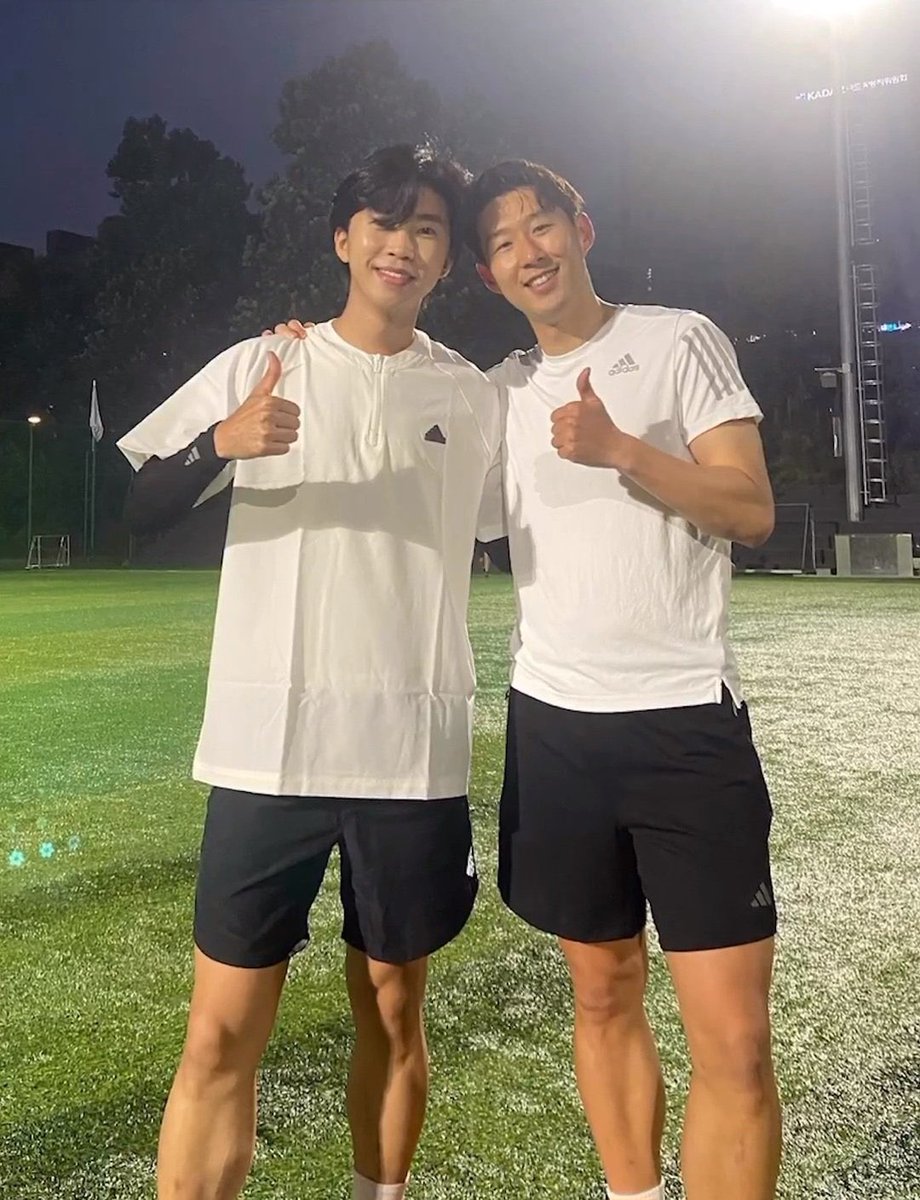 xhewwo's tweet photo. 돈이든뭐든들어올거같음 https://t.co/lCRkoRvW5P