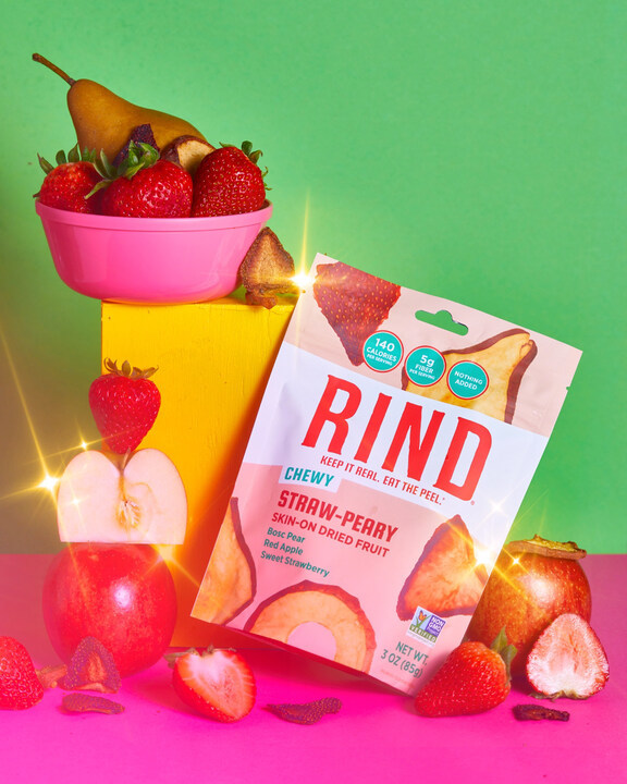 RindSnacks's tweet photo. But is your snack this groovy?? β¨ππͺ©
RIND has a groove for every mood π
#RIND #groovy #RINDsnacks #keepitreal #eatthepeel #cleaneats #healthysnack #vegan https://t.co/o8ASrCtDCB
