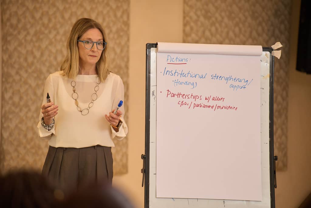 whatthewomensay's tweet photo. Days 3 & 4: ICAN helped facilitate a workshop w/ the South Sudanese Women's Coalition to understand lessons learned & gaps in implementing the Revitalized Agreement on the Resolution of the Conflict in South Sudan (R-#ARCSS), & support joint initiative action between the CSOs. https://t.co/6X6F0dsKaP