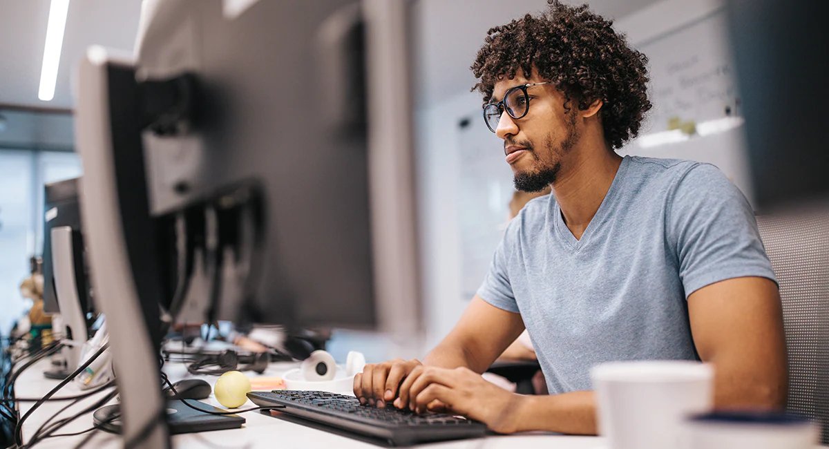 CDWCorp's tweet image. According to a recent report, 97% of companies “report an increase in profitability from their #DigitalTransformation initiatives.”

See how #ApplicationModernization can help you innovate faster, improve #CX and optimize operations. cdw.social/46NNtpZ

#DevOps