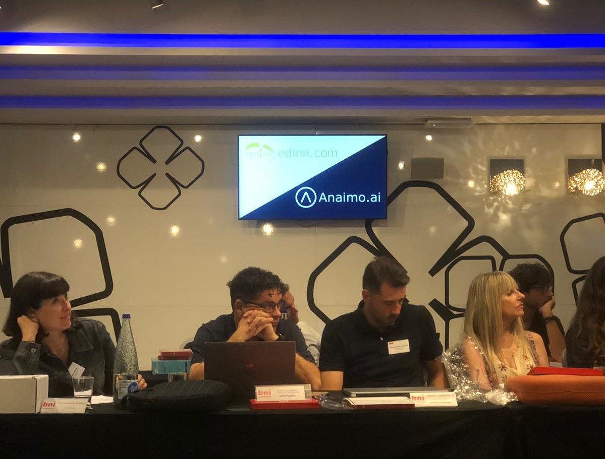 Anaimo_AI's tweet photo. Como todos los jueves, nos encontramos en BNI Sinergia Valencia (el mejor de todos 😉 ), apostando por Anaimo y los productos de #IA que ofrecemos a nuestros clientes 🧠.

Para más información sobre nosotros, visita nuestra web: https://t.co/y1GnlsI1K9 https://t.co/xspcU6kwAU