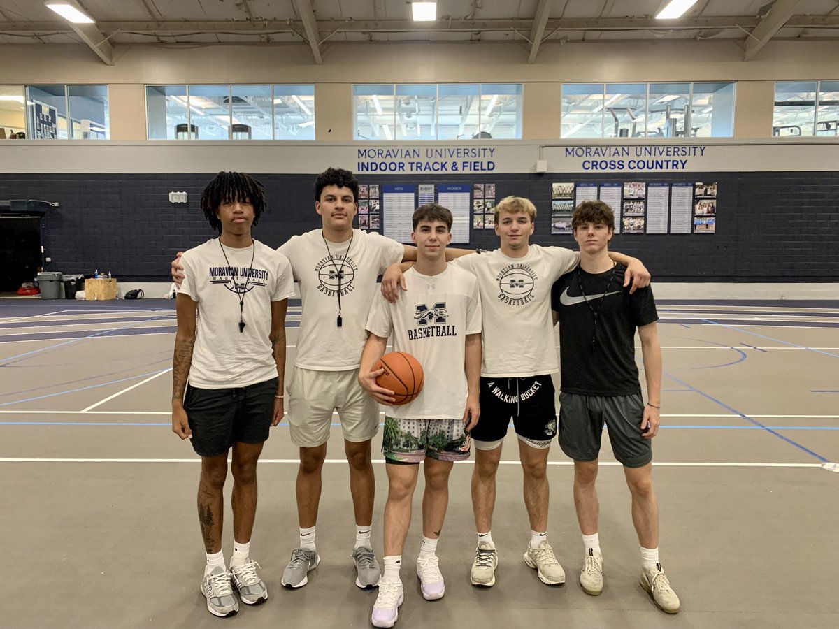 Day 4 at Greyhound Basketball Camp
🏀🏀🏀🏀🏀🏀🏀🏀🏀🏀🏀🏀🏀

Shoutout to our player/counselors
<a href="/milestuck3/">Miles Tucker</a> 
<a href="/nsantiago693/">Nate Santiago</a> 
<a href="/WalbornJulius/">julius walborn</a> 
<a href="/Porter_Kelly22/">Porter Kelly</a> 
<a href="/IanGros5/">Ian Gross</a> 

This crew right here is making our camper’s experiences memorable this week. We appreciate you all!
#HoundEm