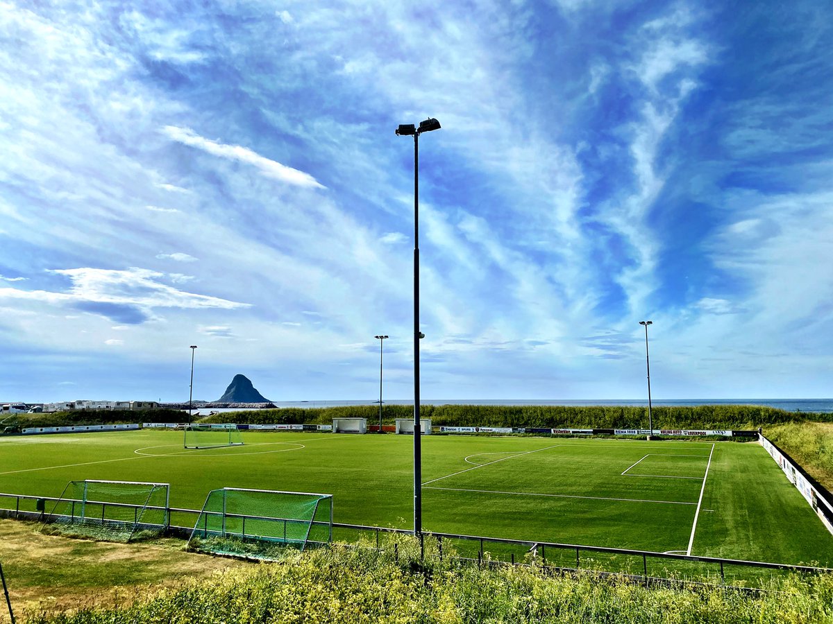 Fotballbaner's tweet photo. 386. Bleik Stadion
Høken SK
Gårdsveien 2, Bleik
Andøy, Nordland
#norfb https://t.co/z1NgbSZVnp