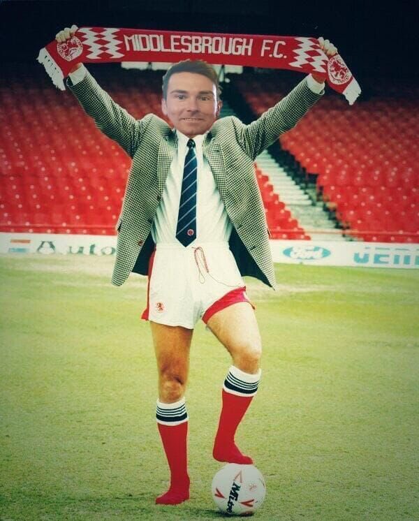 CABoldon's tweet image. It’s the signing nobody knew they needed. 
But assistant manager @DazMorton has signed a playing form this season. Rumours he just went into @C12um15 office and signed them are being denied strongly by Daz. 

⚫️⚪️ #upthevilla