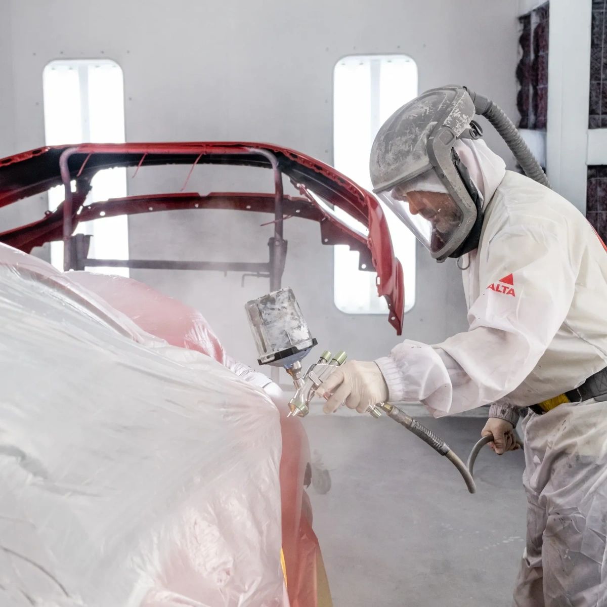 vmscollision's tweet image. Got a scratch? We can fix it in a flash! Trust us to bring back that showroom shine after we're done with your paint job.