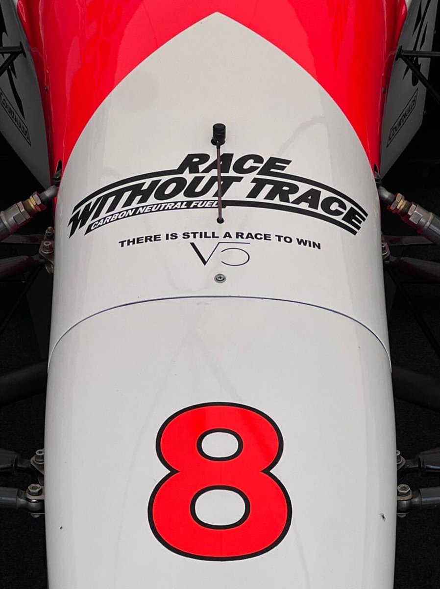 ocsebvettel's tweet image. RACE WITHOUT TRACE 🏎👑

#FOS #Vettel #SV5