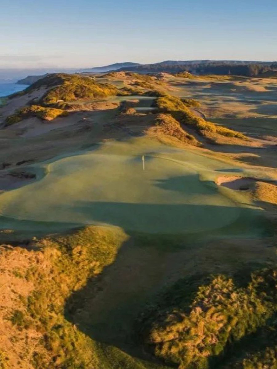 LashaunHaglund1's tweet image. 🇺🇸 Top 10 Top Golf Courses in the US 🏌 #notesinspiration #golfswing #lovelifelovegolf #golf #golf #golf course #golf wear #golf clubs