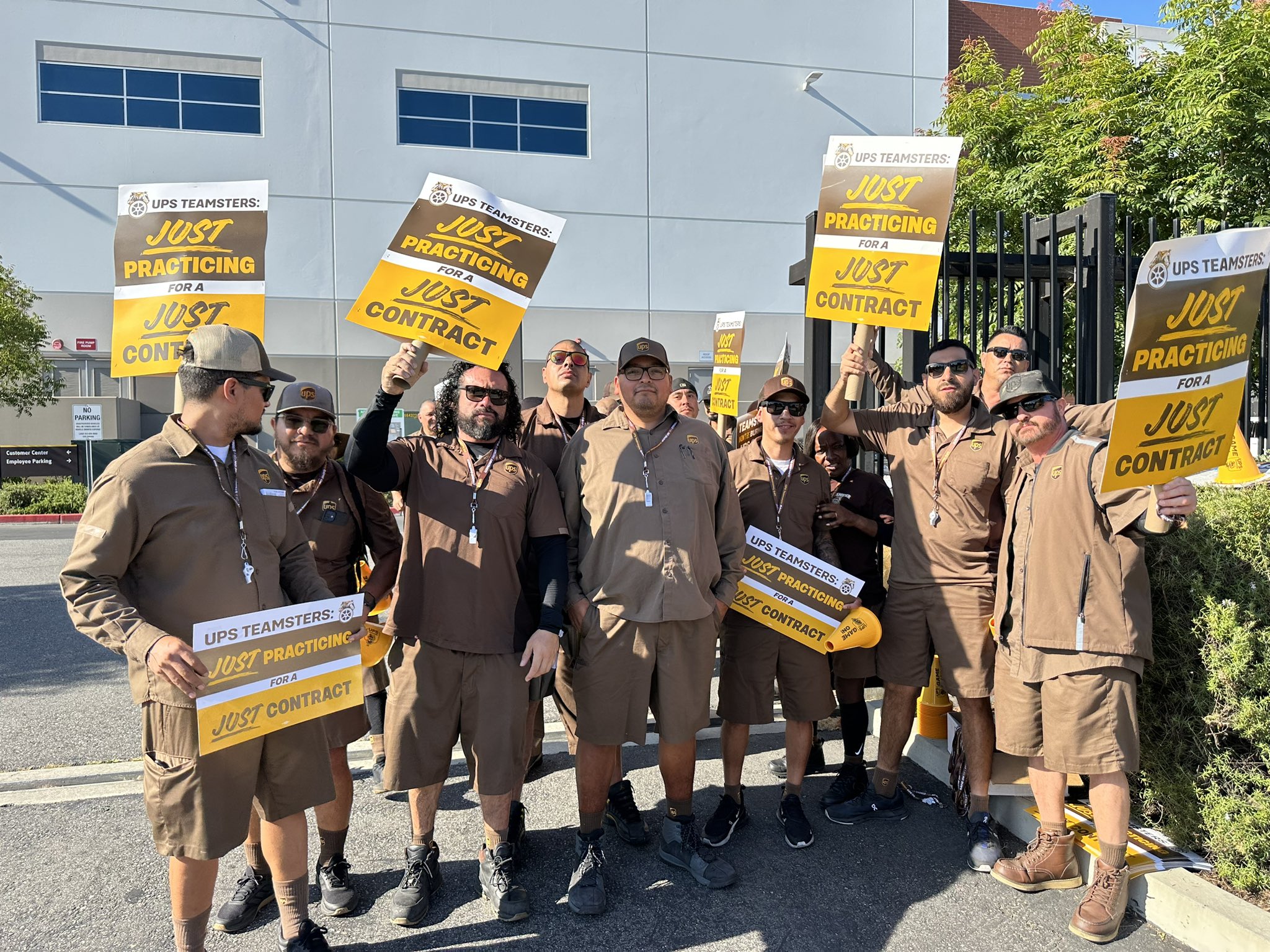 Teamsters Local 396 on Twitter "UPS Compton Teamsters coming out in