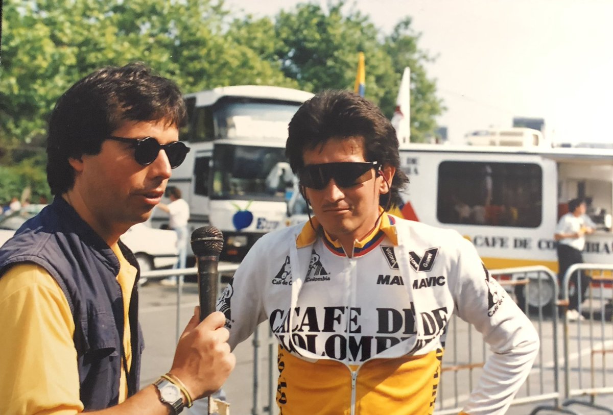 Con el gran #LuchoHerrera en @letourdefrance 1989, protagonista Colombia 🇨🇴 #ciclismo #colombia #tb