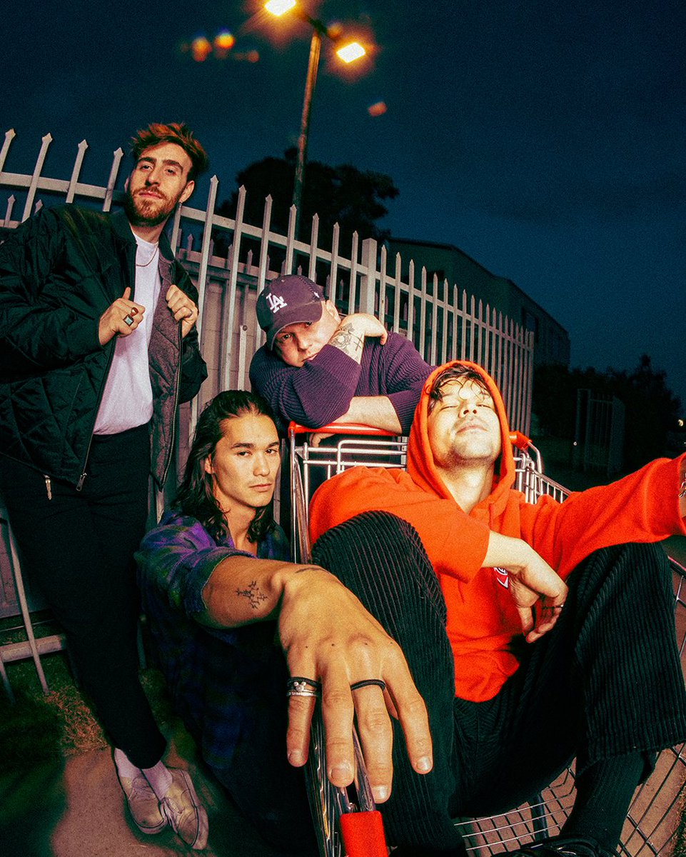 we returned the shopping cart don't you worry!!!