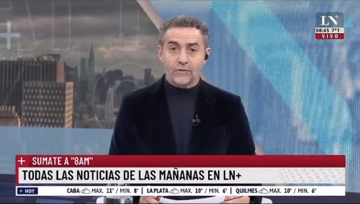 SacachispasOK's tweet photo. Soldati está en CABA. Zona humilde, de gente laburadora y con el mejor club del mundo 😉
Invitamos a todos los periodistas que dejen un ratito de comer empanadas en frasco en Palermo y se vengan a comer una buen sándwich de bondiola al barrio... https://t.co/rtDxbmmPSy