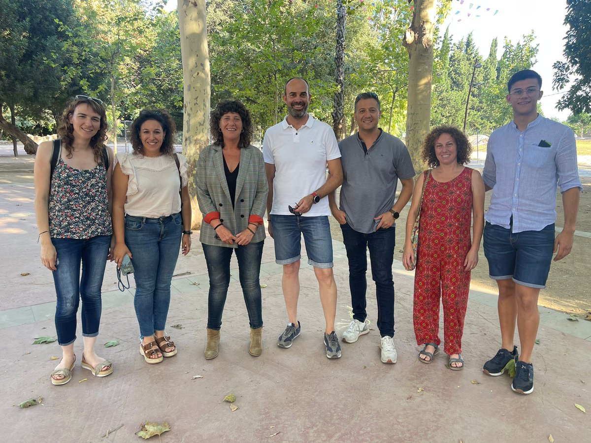 IMaigi's tweet photo. Avui visita a #Roquetes de les candidates al Congrés @TeresaJorda i @Normapujol i el candidat al Senat @jordigaseni. 
Membres de la secció local d'@ercroquetes hem compartit projectes per a les #TerresdelEbre.
El dia 23 sortim a votar a @Esquerra_ERC per #defensarelpais! https://t.co/krBsl0LuzI