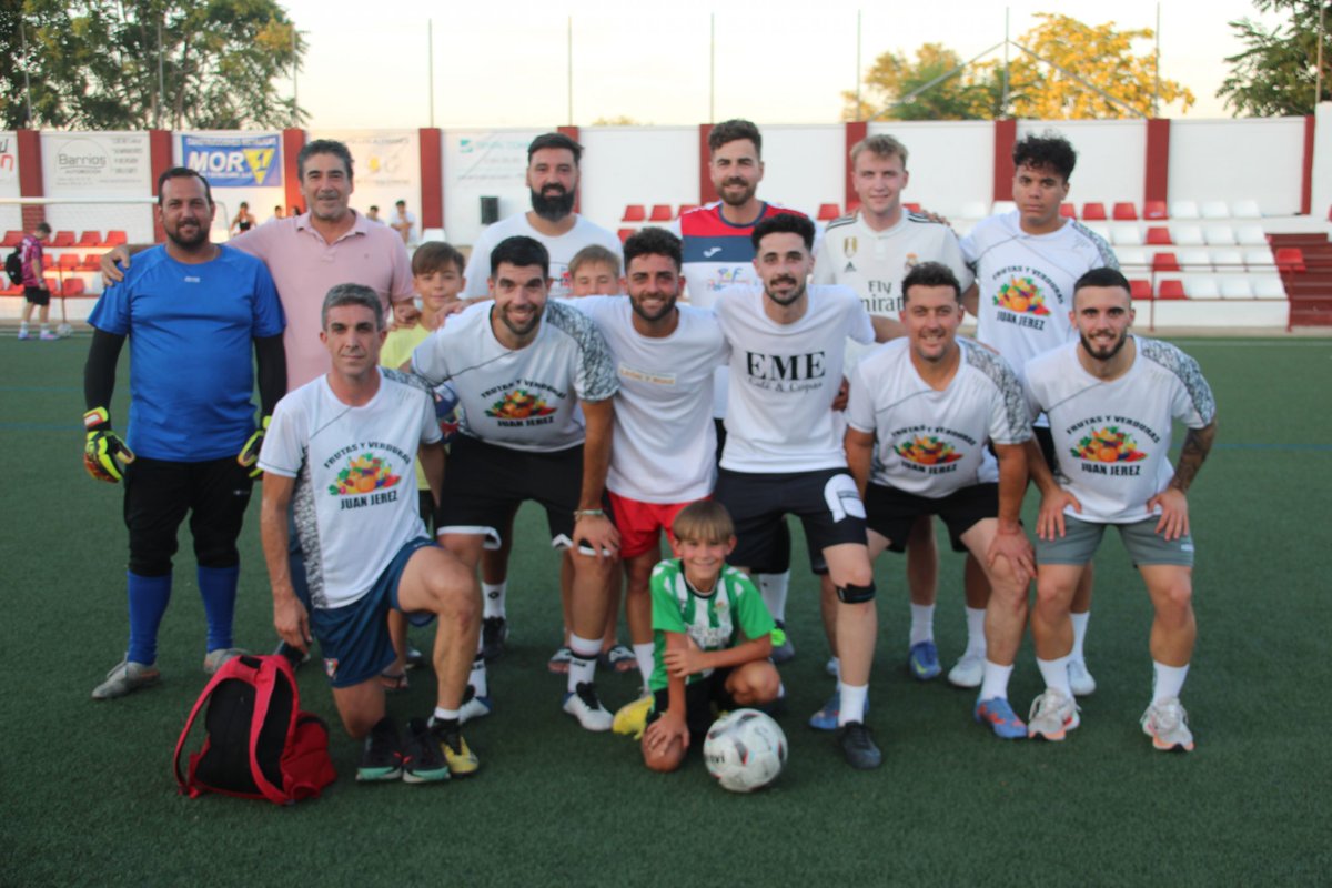 Lora Información tweet media