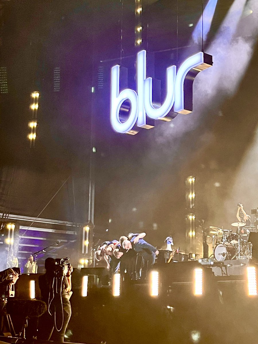 EditorJangles's tweet image. I’m not crying, you are . . . It started when I was 11 and, countless gigs later, you saved the very best until I was 41. Thank you @blurofficial @DaveRowntree @grahamcoxon @alexjameshq @Damonalbarn for an epic and truly emotional @wembleystadium show