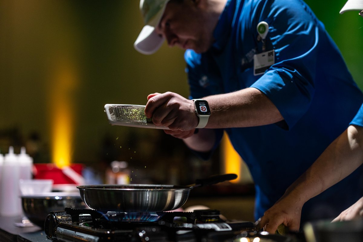 TrilogyLiving's tweet photo. Trilogy is thrilled to announce our partnership with Pineapple Academy, a renowned training company for the deskless workforce. Together, we're revolutionizing the way we train our amazing chefs in our Culinary Apprenticeship program! https://t.co/zKmLWRywdA