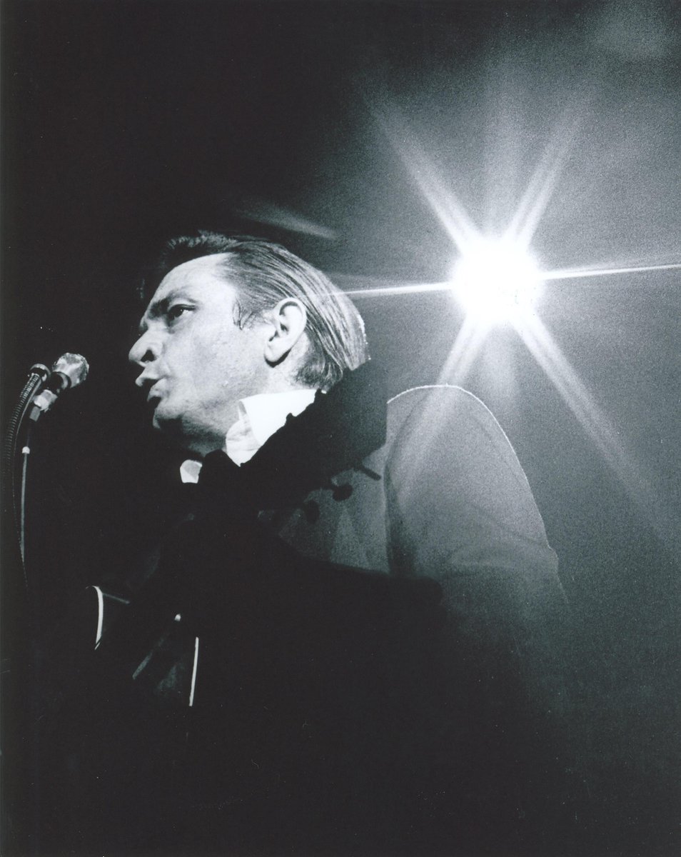 JohnnyCashTrail's tweet image. Fun Fact: Did you know that Johnny Cash was an ordained minister? After marrying June, he began to reconnect with his faith as a Christian, leading him to study theology and become an ordained minister in the 1980s.

#FunFact #Ordained #Faith