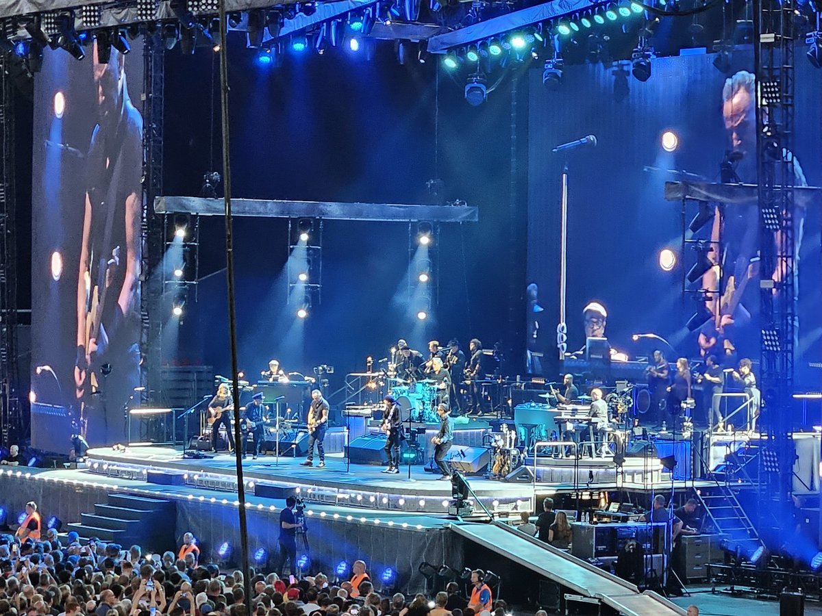 mcreedon20's tweet photo. Here we go. Night 2.
My Love Will Not Let You Down.
#Springsteen #springsteencopenhagen 🇩🇰 https://t.co/py7GbYmkKm