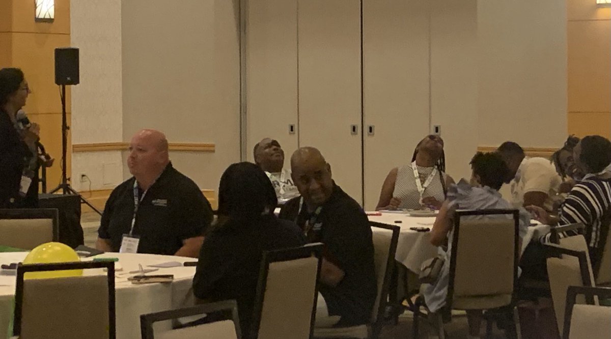 k84peace's tweet photo. Fun and Engaging session to learn strategies for successful industry certifications! ⁦@dallasschools⁩ ⁦@CTEinDallasISD⁩ ⁦@NAFCareerAcads⁩ #nafnext https://t.co/7QUYcz7Xkt