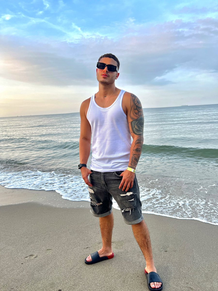 Alejomasis's tweet photo. 🌊 https://t.co/qtT8FVIeXX