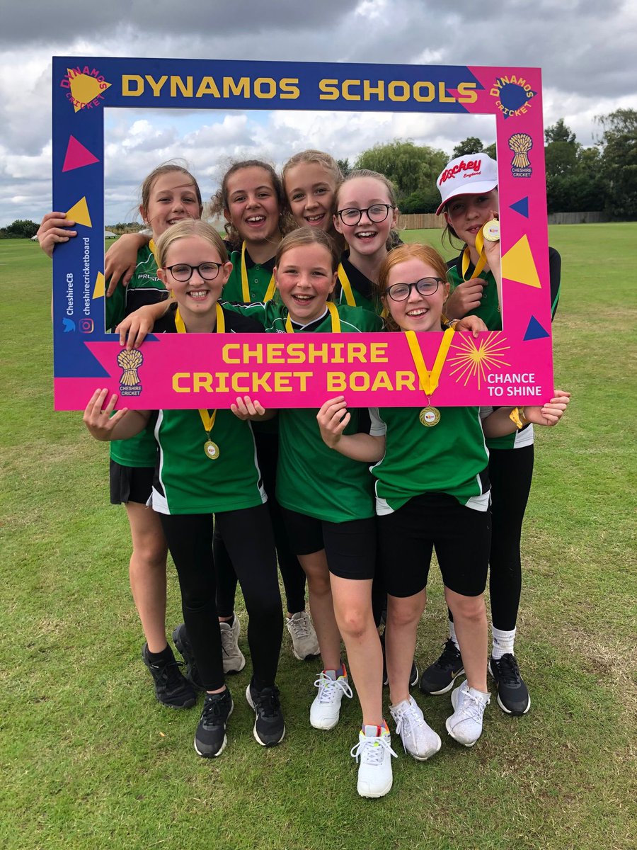 CheshireCB's tweet photo. 🏏Congratulations to Kelsall Primary who won the @DynamosCricket Schools girls finals at Warrington CC on Wednesday. Well
Done to runners up Gorsey Bank and semi finalists St Martin's Academy and The Quinta, and all the children who took part 👏 https://t.co/XgXKi7F4HK