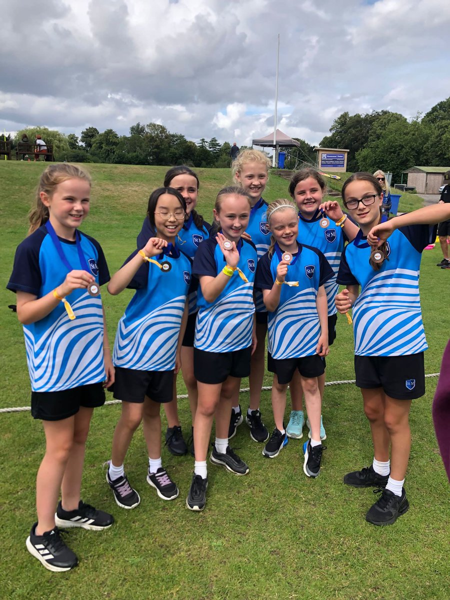 CheshireCB's tweet photo. 🏏Congratulations to Kelsall Primary who won the @DynamosCricket Schools girls finals at Warrington CC on Wednesday. Well
Done to runners up Gorsey Bank and semi finalists St Martin's Academy and The Quinta, and all the children who took part 👏 https://t.co/XgXKi7F4HK