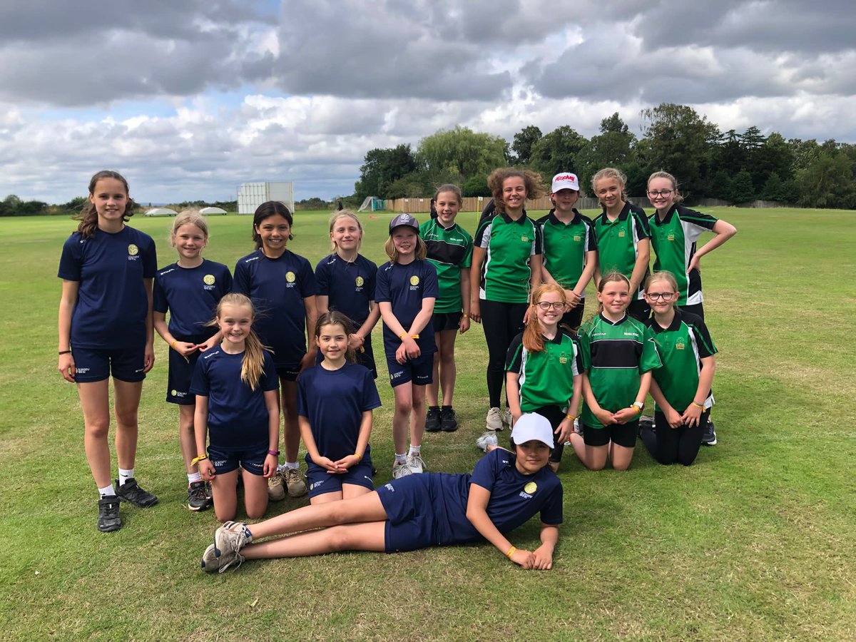 CheshireCB's tweet photo. 🏏Congratulations to Kelsall Primary who won the @DynamosCricket Schools girls finals at Warrington CC on Wednesday. Well
Done to runners up Gorsey Bank and semi finalists St Martin's Academy and The Quinta, and all the children who took part 👏 https://t.co/XgXKi7F4HK