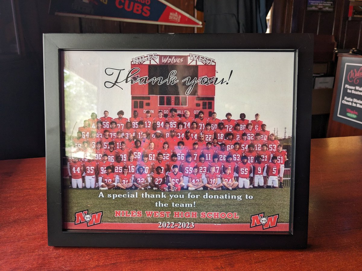 thevillageinn's tweet photo. Proud sponsor of the @NilesWestWolves Football Program! Looking forward to the upcoming season!
#CommunityIsFamily https://t.co/yoK7USztzI