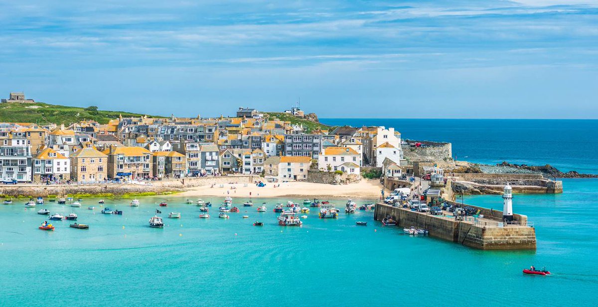 helloworldguide's tweet image. Beach Spotlight: St Ives Harbour Beach 
Sandy beach surrounded by a picturesque harbour lined with sumptuous places to eat and drink.

🍴 @shack_rum, @PKitchenStIves, @YallahCoffee 
⛴️ @stivesboats 

🔗 seasidebreaks.co/beaches/st-ive…

#Cornwall #beach