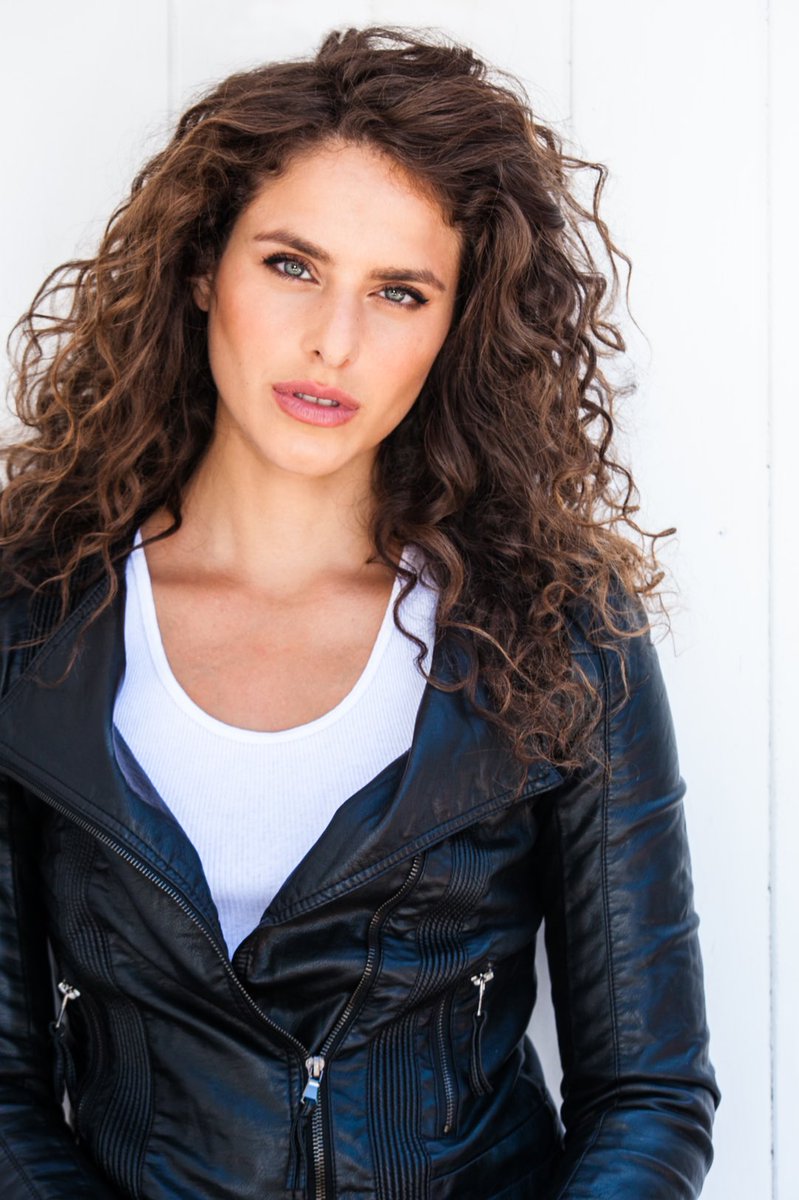 Hilamey's tweet photo. $350 HEADSHOTS. 2HR photo session. 6 to 9 looks. #actorslife #actor #acting #actors #headshot #headshots #actorlife #actorsheadshots #auditions #castingcall #drama #comedy #laactor #nycactor #actorsuk #atlactor #IMDb #sagaftra #hilaryjonesphotography https://t.co/W0LLUL2mR3
