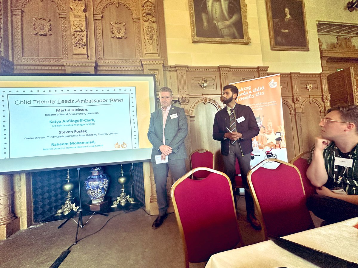 Child_Leeds's tweet photo. Inspiring to hear from businesses &amp; charities on why they love  #ChildFriendlyLeeds 🤩

✨@MDickson300 @LeedsBID, Steven Foster @whiteroseleeds, Katya @NSPCCLearning, &amp; Raheem @HamaraCentre 

Thank  you to Councillor @andrew_scopes, &amp; Rosie from @TrinityLeeds for closing 👏🏼 https://t.co/2kw2T35afU