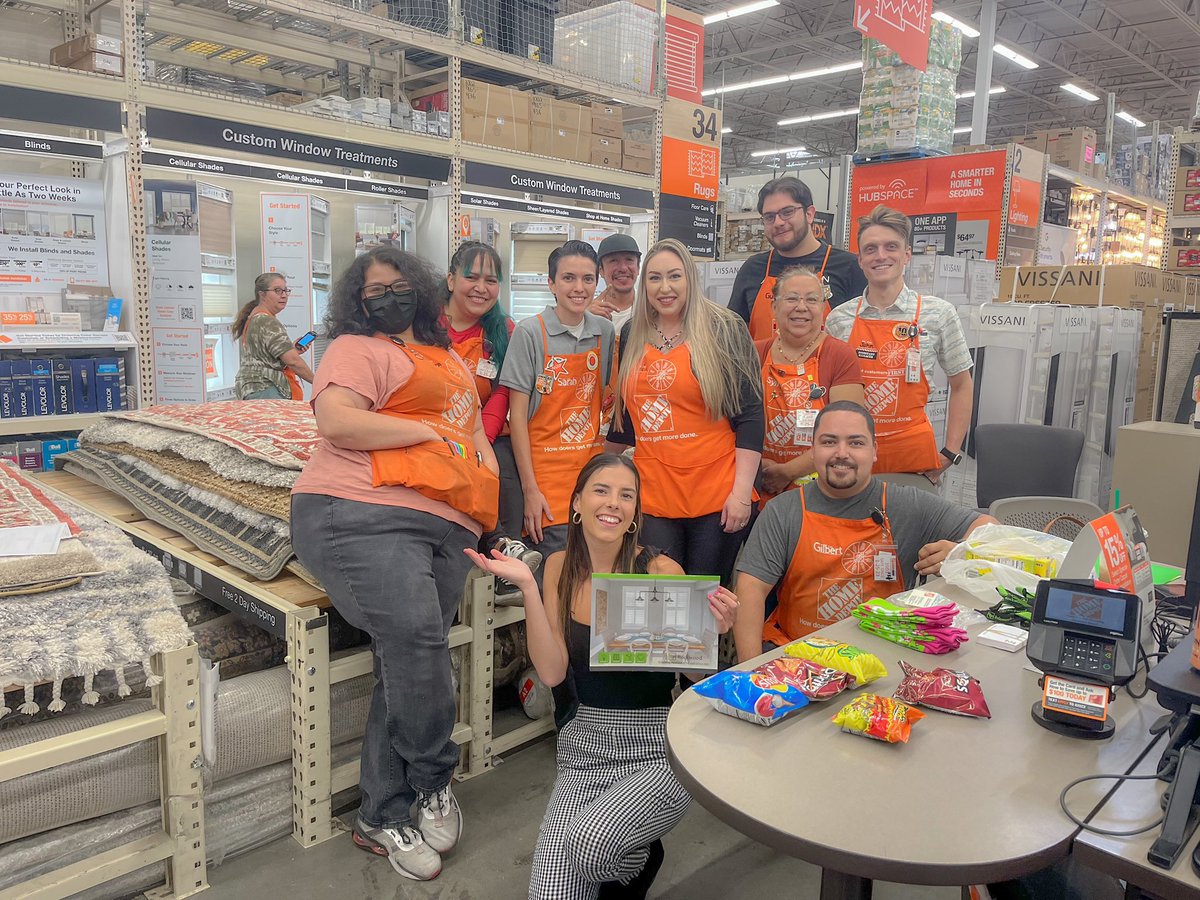 ☀️✨☀️✨☀️✨☀️✨☀️✨☀️✨☀️
It was so great getting to know all my New Mexico stores! 
The participation, questions and enthusiasm were unmatched! 🤗