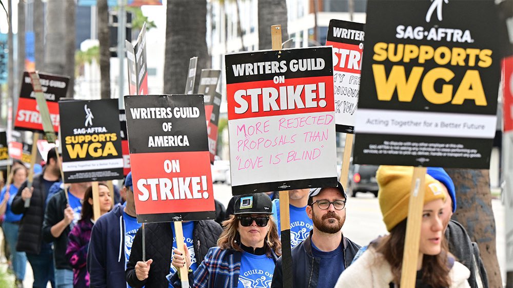 startrekphoenix's tweet photo. We stand in solidarity with the with members of the WGA and SAG-AFTRA who are now on strike. Everyone in this industry deserves fair treatment and compensation. Without writers and actors, none of the stories we enjoy on screen would be possible.
#WAStrong #SAGAFTRAstrong https://t.co/Wz5ImGXZn8