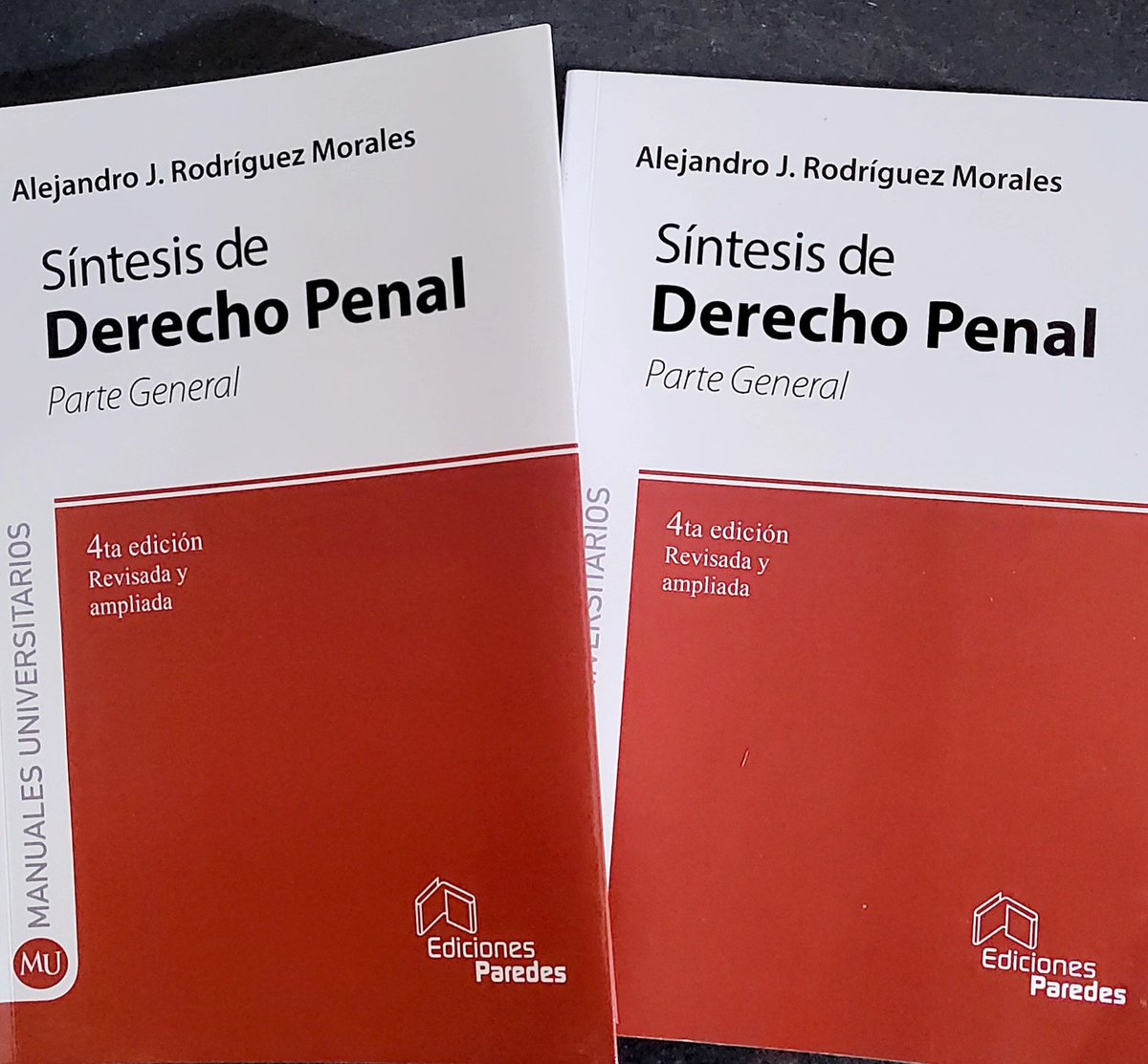 ajrodriguezm1's tweet photo. #DerechoPenal ¿Qué es la autoría mediata? Se trata de una forma de autoría en la que una persona (el autor mediato) se vale de otra, quien resulta un instrumento, para cometer un delito. Ahora bien, esa persona a la que se instrumentaliza, por lo general, no es punible🧵 https://t.co/MuwGZQYbiV