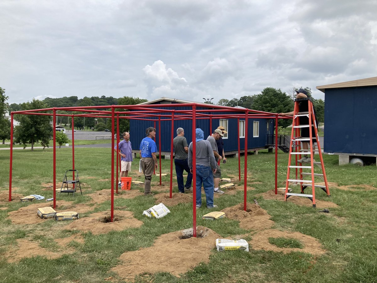 Seth Swihart tweet media