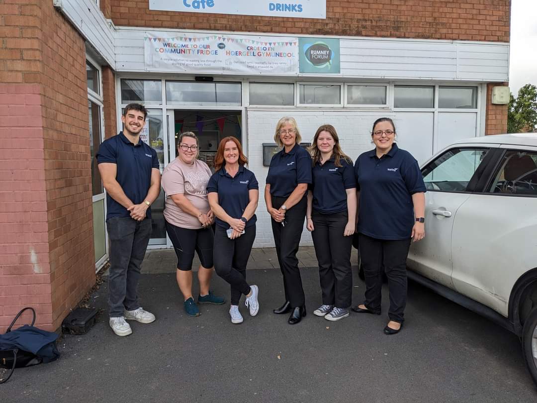 #communityandconservationweek2023 at Wates Group.
Thank you to the mighty Wates team of volunteers for all your hard work. Rumney Forum and A Better Fit are grateful for your help and continued support.#watessocialvalue #teamwork  #rumneyforum #ABetterFitschooluniformdonation