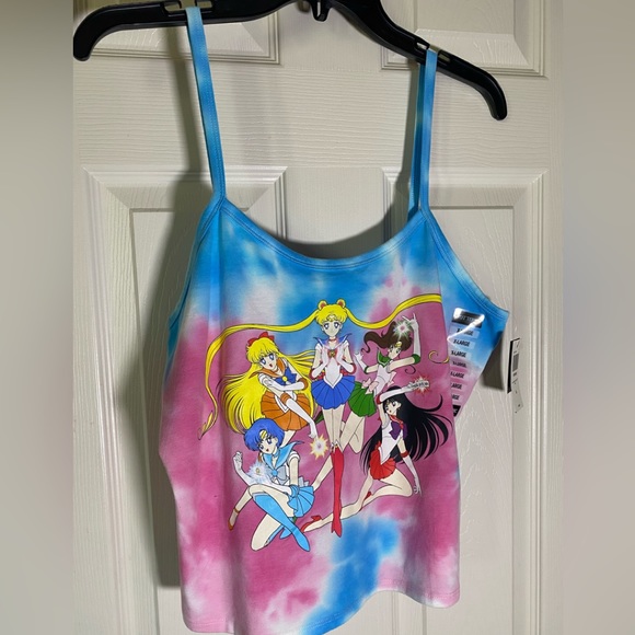ShinyOldHide's tweet photo. So good I had to share! Check out all the items I'm loving on @Poshmarkapp from @sunlitgardenn_ #poshmark #fashion #style #shopmycloset #hottopic #americaneagleoutfitters: https://t.co/VeMvAleYD5 https://t.co/DeTJSdaDzS